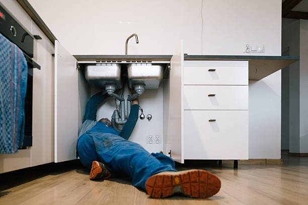 Professional Leak Detection technician working in Bostwick, GA